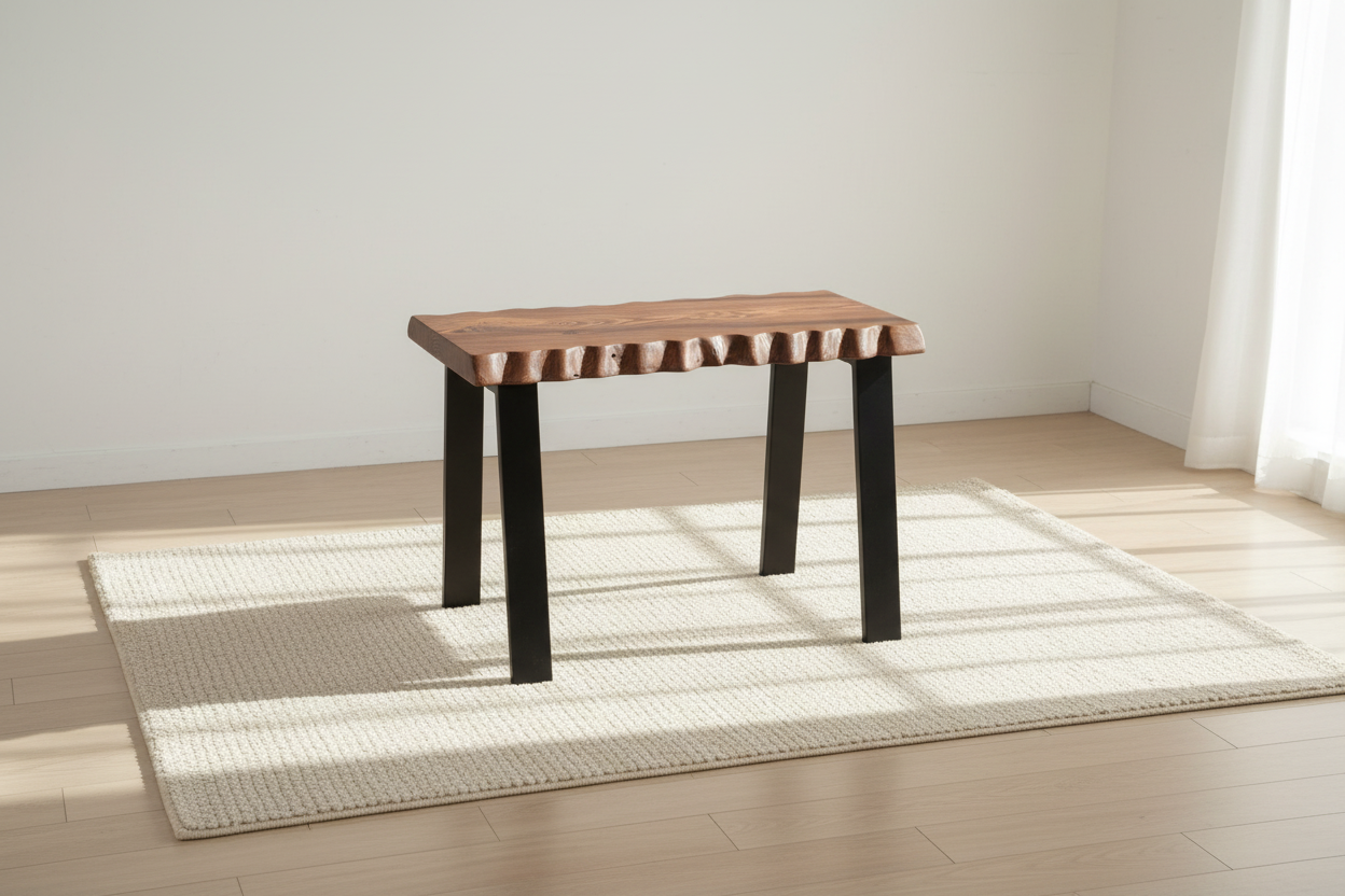 Eglės medžio žurnalinis staliukas, eglė