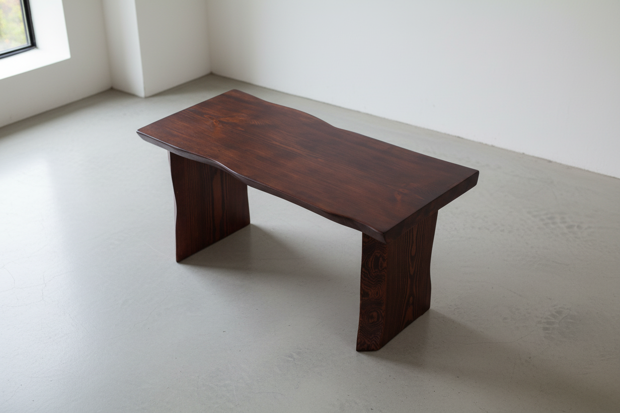 Eglės medžio kavos staliukas, eglė