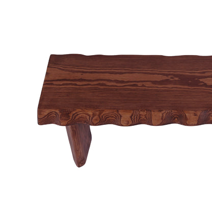 Banguotos formos kavos staliukas, eglė