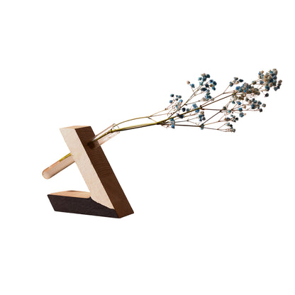 Tapyta švečianti medinė vaza, ąžuolas