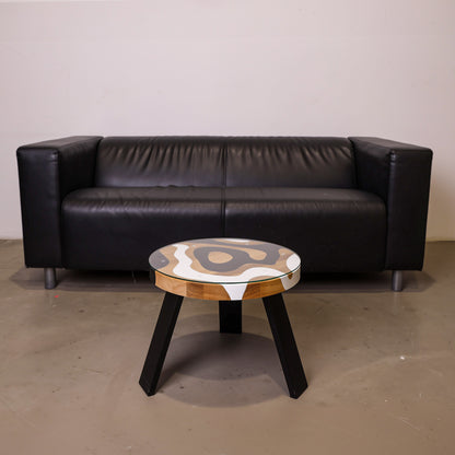 Tapytas abstraktus kavos staliukas, ąžuolas