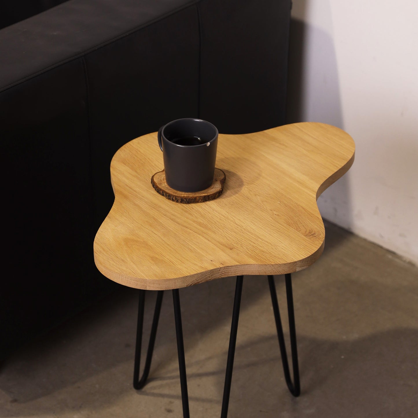 Medinis žurnalinis staliukas, ažuolas